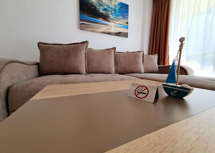 Mianelly Mamaia Nord Apartament *