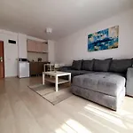 Mianelly Mamaia Nord Apartament *