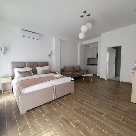 Mianelly Mamaia Nord * Năvodari