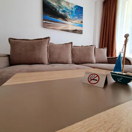 Mianelly Mamaia Nord Appartement *