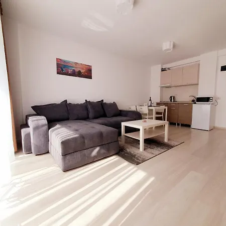 Mianelly Mamaia Nord Năvodari